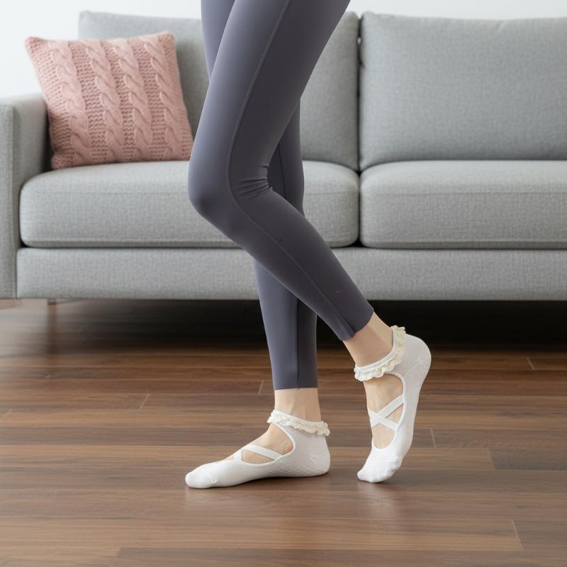 Pilates & Yoga With Katja Youtube - 1 Pasang Kaus Kaki Pilates Renda