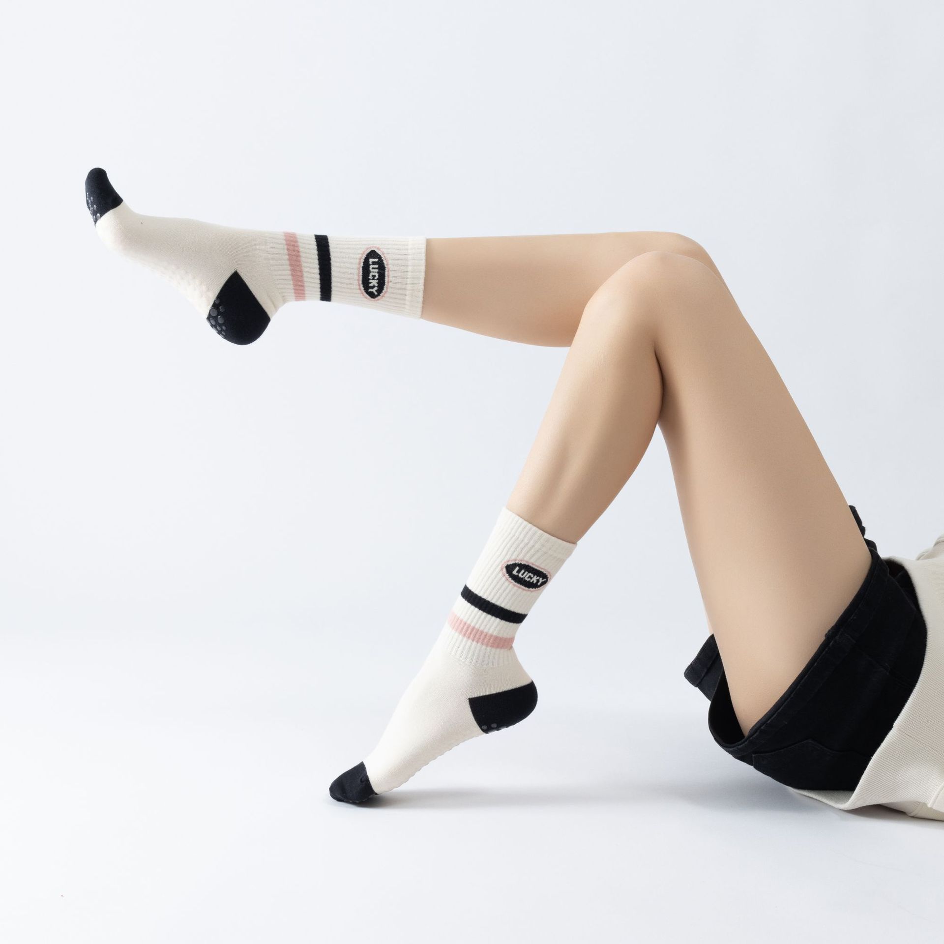 Kaus Kaki Yoga Aerobik Bergari - Pilates Yoga Zumba ulasan dan harga